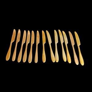 Ornative™ Gold-Tone Stainless Table Knives Set of 12 – Moderate Wear